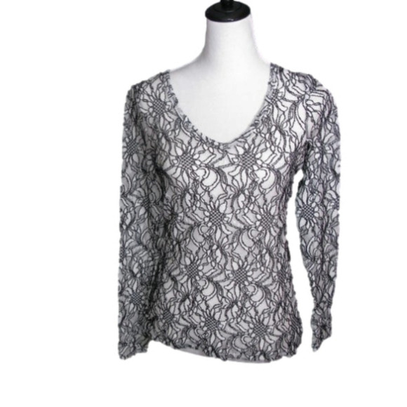 Bke Black/White Floral Sheer Stretchy Lace Top Size Small - Picture 1 of 5
